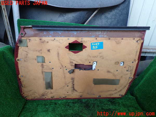 1UPJ-9230851264]ハイラックスサーフ N130系 4ドア(YN130G)左前ドア内張り 中古_4