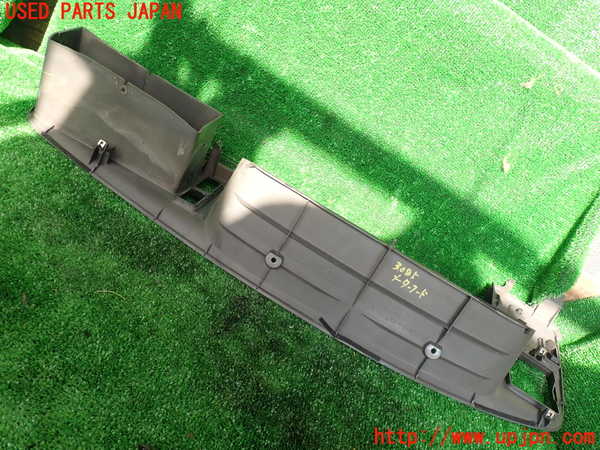 1UPJ-9230857510]ハイラックスサーフ N130系 4ドア(YN130G)メーターフード 中古_4
