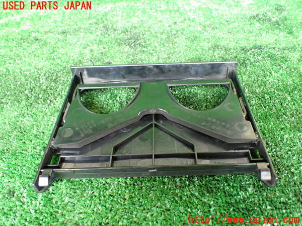 1UPJ-9230857810]ハイラックスサーフ N130系 4ドア(YN130G)ドリンクホルダー 中古_4