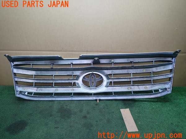 3UPJ=9230860047]ランクル100(UZJ100W)前期 UNCLE 725B2 FJ100 フロントグリル 中古_4