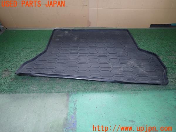 3UPJ=9230860634]ランクル100(UZJ100W)前期 社外 ラゲッジマット トレイ 中古_2