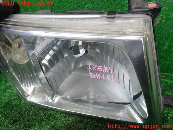 1UPJ-9230861130]ランクル100系(UZJ100W)右ヘッドライト LED 中古_2