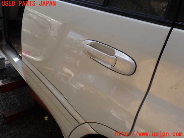 1UPJ-9230861320]ランクル100系(UZJ100W)左後ドア ASAHI M2E45 中古_3
