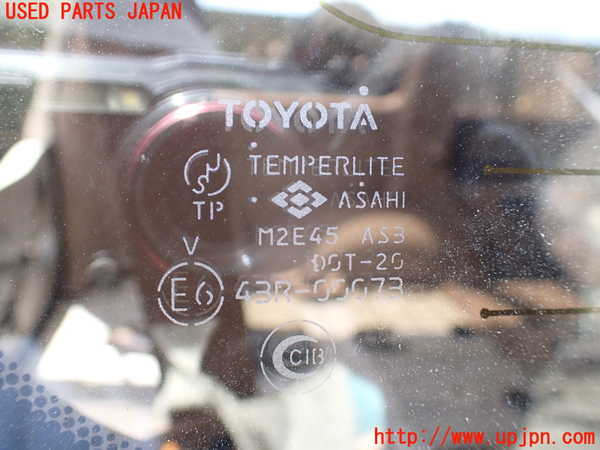 1UPJ-9230861380]ランクル100系(UZJ100W)右クォーターガラス ASAHI M2E45 中古_3