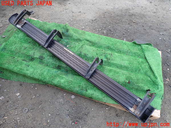 1UPJ-9230861390]ランクル100系(UZJ100W)右サイドステップ 中古_2
