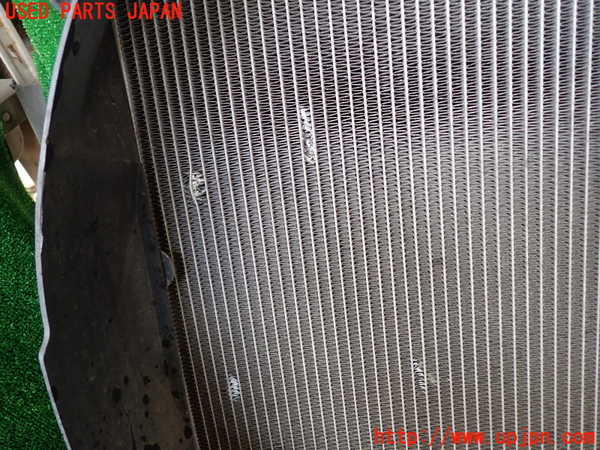 1UPJ-9230862321]ランクル100系(UZJ100W)ラジエーター1 中古_2