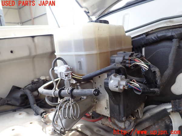 1UPJ-9230864040]ランクル100系(UZJ100W)ABSアクチュエーター 中古_2