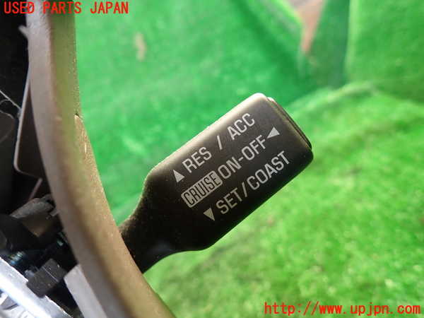 1UPJ-9230867855]ランクル100系(UZJ100W)ステアリングホイール 中古_4