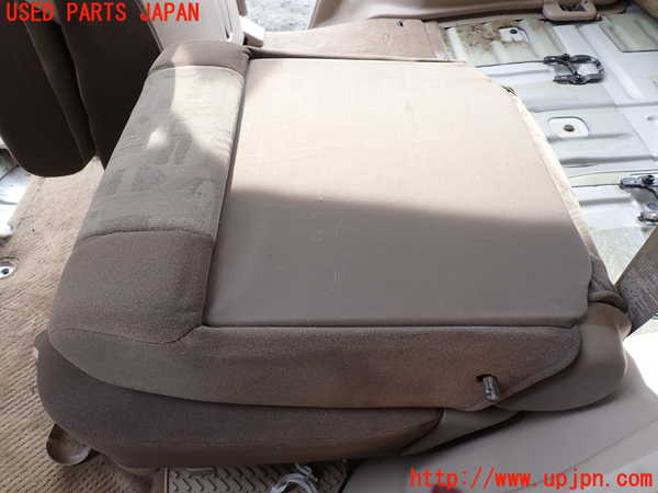1UPJ-9230867175]ランクル100系(UZJ100W)左2列目シート 中古_3