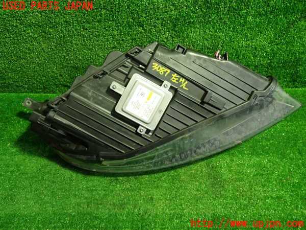 1UPJ-9230871132]ボルボ・V40(MB4154T)左ヘッドライト HID 中古_4