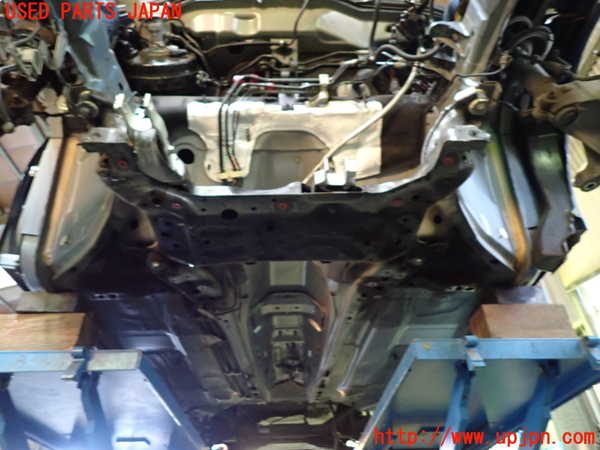1UPJ-9230875285]ボルボ・V40(MB4154T)フロントメンバー 中古_3