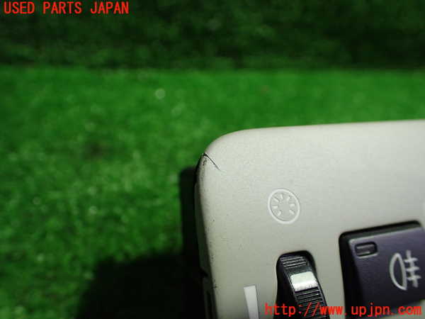 1UPJ-9230876285]ボルボ・V40(MB4154T)ライトスイッチ 中古_2