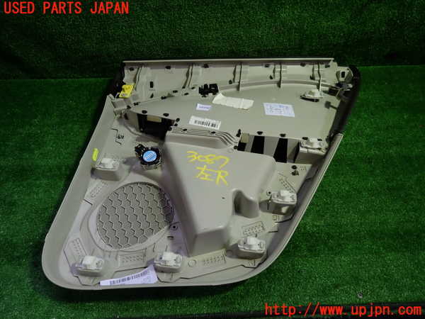 1UPJ-9230871324]ボルボ・V40(MB4154T)左後ドア内張り 中古_3