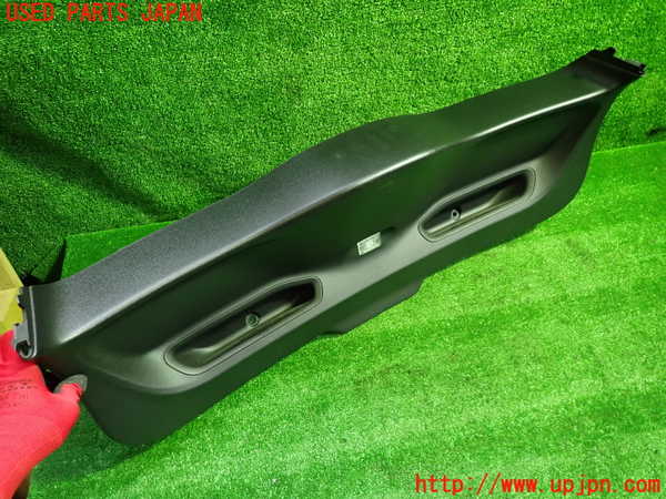 1UPJ-9230871578]ボルボ・V40(MB4154T)バックドア内張り 中古_2