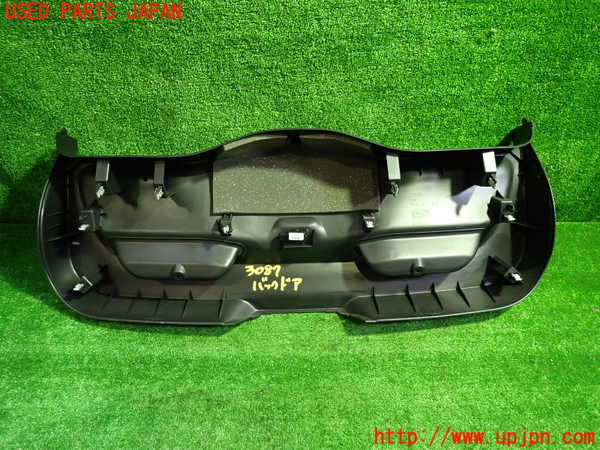 1UPJ-9230871578]ボルボ・V40(MB4154T)バックドア内張り 中古_3
