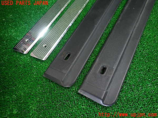 1UPJ-9230887740]MG・MGF(RD18K)スカッフプレート 中古_2