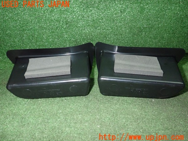 3UPJ=9230890542]ボルボ V40(MD4204T)社外 ドアハンドルポケット ドアポケット 小物入れ 収納ボックス 中古_4