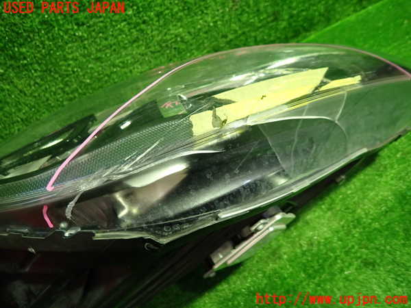 1UPJ-9230891130]ボルボ・V40(MD4204T)右ヘッドライト HID 【ジャンク】_2