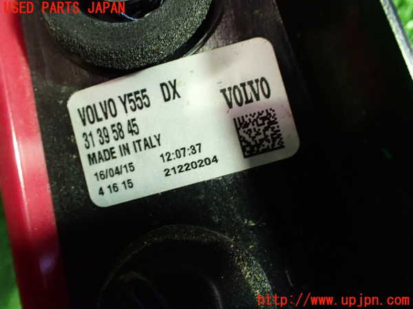 1UPJ-9230891530]ボルボ・V40(MD4204T)右テールランプ 中古_3