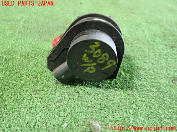 1UPJ-9230892110]ボルボ・V40(MD4204T)ウォーターポンプ 中古_3
