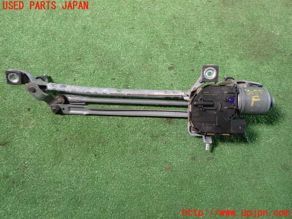 1UPJ-9230896770]ボルボ・V40(MD4204T)フロントワイパーモーター 中古_4