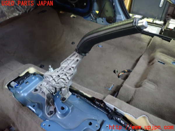 1UPJ-9230897550]ボルボ・V40(MD4204T)サイドブレーキレバー 中古_3