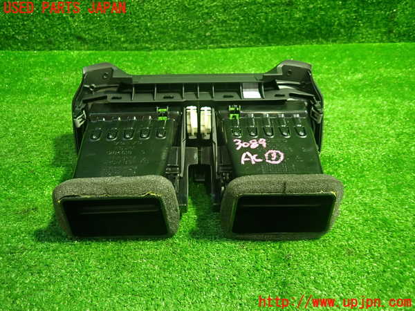 1UPJ-9230897528]ボルボ・V40(MD4204T)エアコン吹き出し口3 (真中) 中古_3