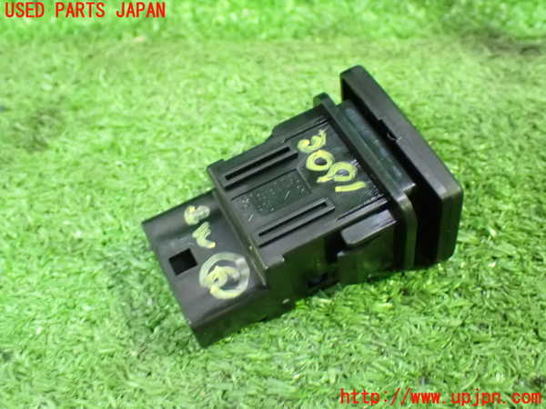 1UPJ-9230916311]エスティマハイブリッド(AHR20W)スイッチ6(AC100V) 中古_2