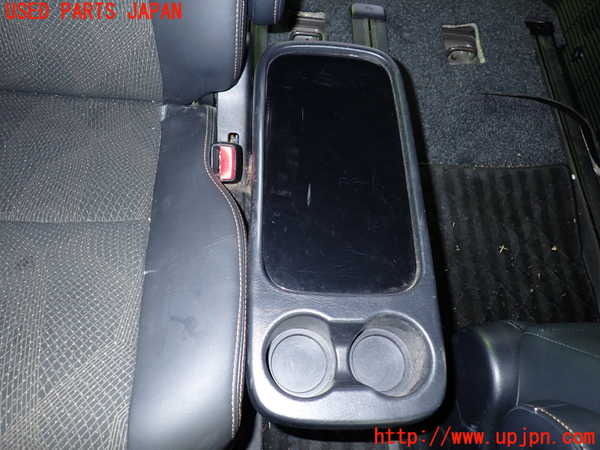 1UPJ-9230917145]エスティマハイブリッド(AHR20W)右2列目シート 中古_4