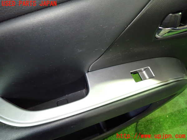 1UPJ-9230911264]エスティマハイブリッド(AHR20W)左前ドア内張り 中古_2