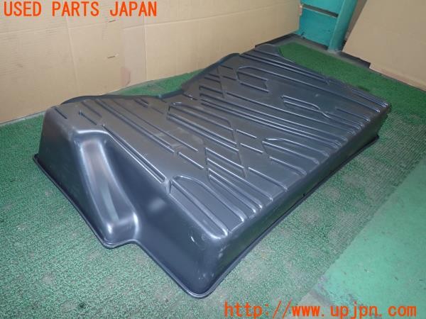 3UPJ=9230920634]ボルボ V60 クロスカントリー(FD4204T)純正オプション 31271203 ラゲッジマット トレイ トランクロードライナー 中古_4