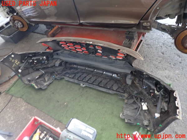 2UPJ-9230921010]ボルボ・V60 クロスカントリー(FD4204T)フロントバンパー 中古_4