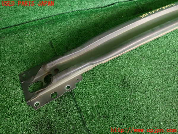 2UPJ-9230921014]ボルボ・V60 クロスカントリー(FD4204T)フロントバンパーホースメント 中古_2
