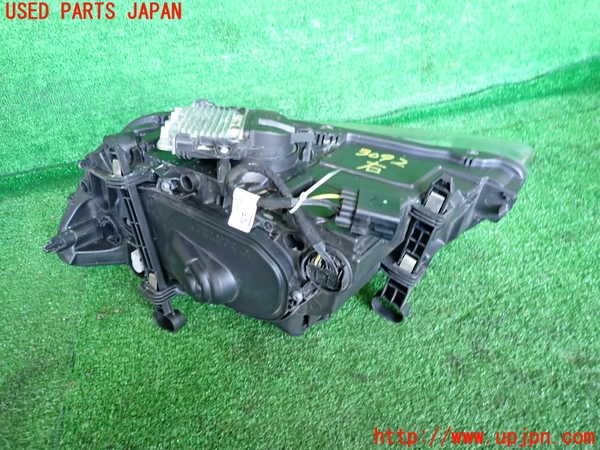 2UPJ-9230921130]ボルボ・V60 クロスカントリー(FD4204T)右ヘッドライト HID 中古_2