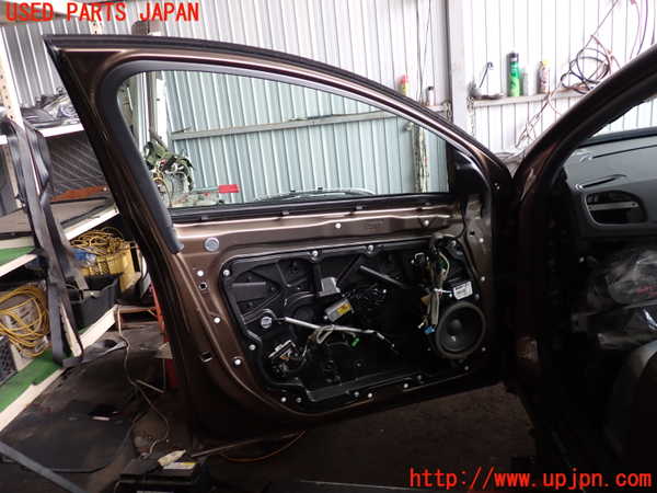 2UPJ-9230921260]ボルボ・V60 クロスカントリー(FD4204T)左前ドア (43R-001026 M25100) 中古_4
