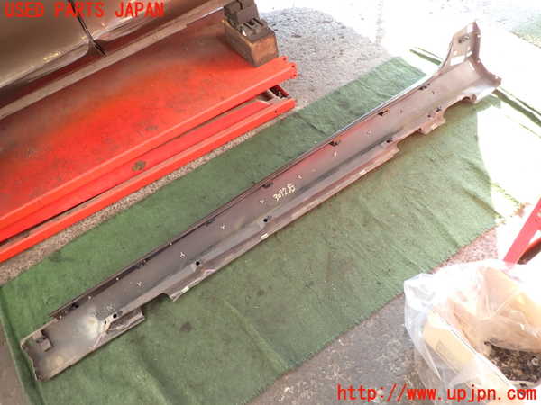 2UPJ-9230921390]ボルボ・V60 クロスカントリー(FD4204T)右サイドステップ 中古_4