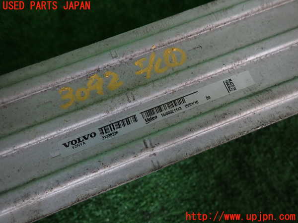 2UPJ-9230922451]ボルボ・V60 クロスカントリー(FD4204T)インタークーラー1 中古_2