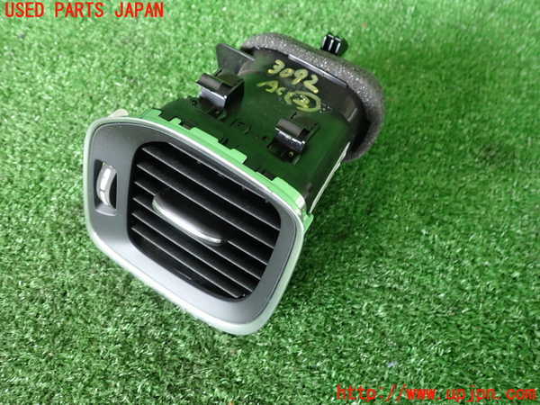 2UPJ-9230927527]ボルボ・V60 クロスカントリー(FD4204T)エアコン吹き出し口2 (右) 中古_2
