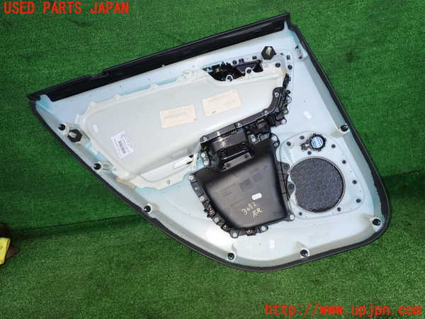 2UPJ-9230921294]ボルボ・V60 クロスカントリー(FD4204T)右後ドア内張り 中古_3