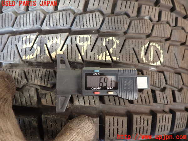 2UPJ-9230929036]ボルボ・V60 クロスカントリー(FD4204T)タイヤ　ホイール　1本① 235/55R17 中古_3