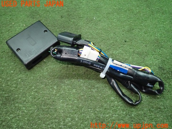 3UPJ=9230930576]レヴォーグ 1.6 STI Sport EyeSight(VM4 F型)後期 PIVOT ピボット 3-drive EVO スロットルコントローラー ハーネス付き 中古_2