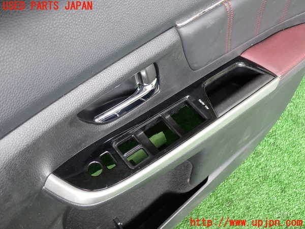 2UPJ-9230931234]レヴォーグ(VM4)右前ドア内張り 中古_2