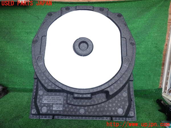 2UPJ-9230937773]レヴォーグ(VM4)ラゲッジトレイ3 中古_3
