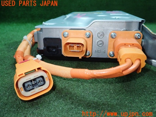 3UPJ=9230940580]アウトランダーPHEV(GN0W)純正 9461A062 ACインバーター 中古_4