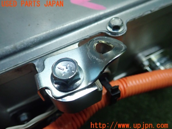 3UPJ=9230940581]アウトランダーPHEV(GN0W)純正 W005T70471 DC/DCコンバーター? 中古_4