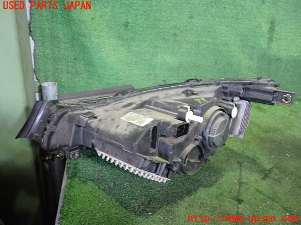 2UPJ-9230951130]BMW i3(1Z06)(I01)右ヘッドライト LED 中古_2