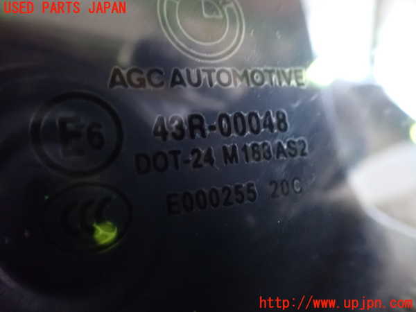 2UPJ-9230951382]BMW i3(1Z06)(I01)左クォーターガラス 中古(43R-00048 M183)_2