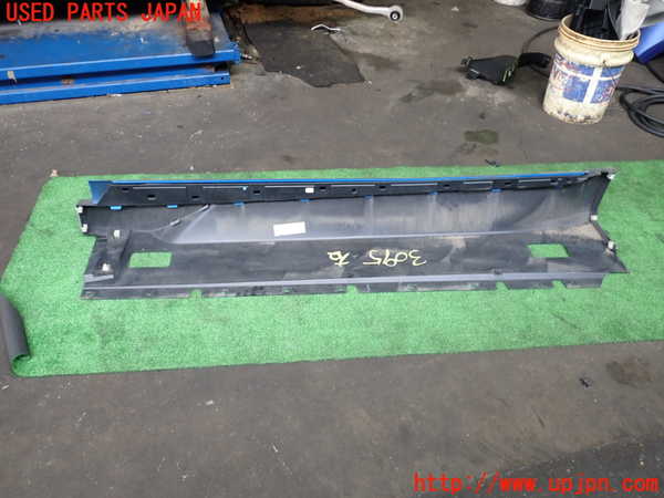 2UPJ-9230951390]BMW i3(1Z06)(I01)右サイドステップ 中古_3