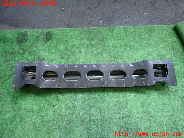 2UPJ-9230951614]BMW i3(1Z06)(I01)リアバンパーホースメント 中古_2