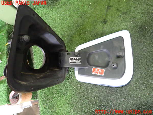 2UPJ-9230951690]BMW i3(1Z06)(I01)フューエルリッド 中古_3